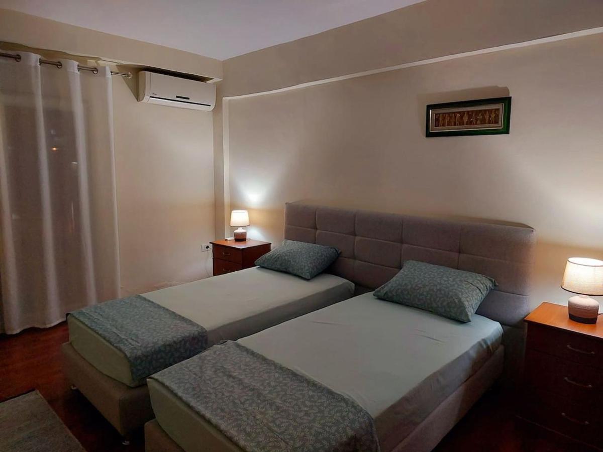 Solaris Guest House Shkodër Esterno foto